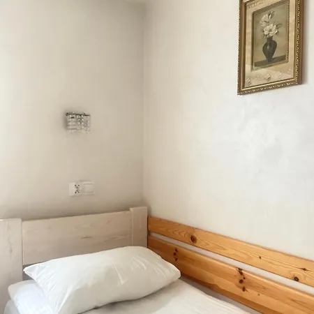 Od Rzeki Nr 8 Апартаменты